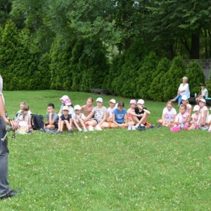 Ostatni dzień półkolonii turnus IV spędzony na boisku sportowym Orzeł w Nakle Śląskim