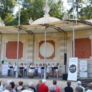 Kadr z koncertu wakacyjnego FOLKOWE KLIMATY