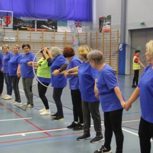Uczestniczki reprezentujące GOK Świerklaniec podczas VIII Sportowej Olimpady dla Seniorów