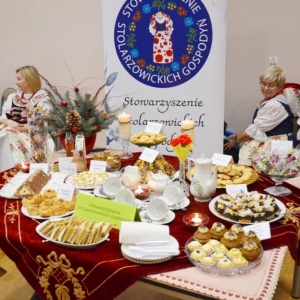 Uczestnicy konkursu Powiatowego Konkursu Potraw Regionalnych w Tąpkowicach 