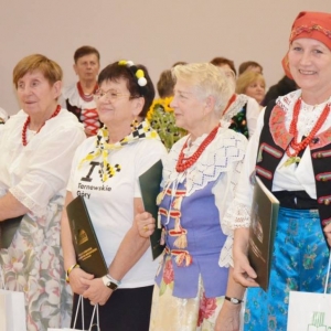 Uczestnicy konkursu Powiatowego Konkursu Potraw Regionalnych w Tąpkowicach 