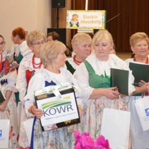 Uczestnicy konkursu Powiatowego Konkursu Potraw Regionalnych w Tąpkowicach 