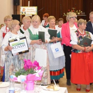 Uczestnicy konkursu Powiatowego Konkursu Potraw Regionalnych w Tąpkowicach 