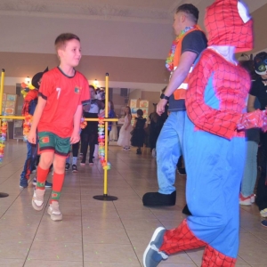 V dzień zimowiska. Bal przebierańców. Zabawa karnawałowa w GOKu.
