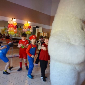 V dzień zimowiska. Bal przebierańców. Zabawa karnawałowa w GOKu.