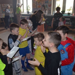 V dzień zimowiska. Bal przebierańców. Zabawa karnawałowa w GOKu.
