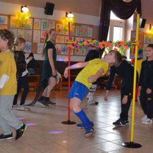 V dzień zimowiska. Bal przebierańców. Zabawa karnawałowa w GOKu.