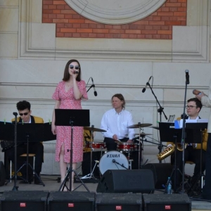 Koncert światowe przeboje na 1 maja w amfiteatrze świerklanieckiego parku 
