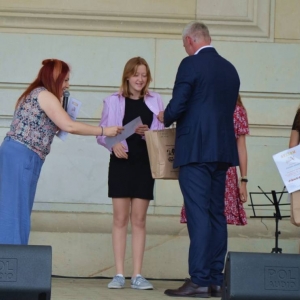 Uroczyste rozpoczęcie Finału Powiatowego Konkursu Piosenki Przyrodniczej i Ekologicznej oraz wręczenie podziękowań i nagród dla laureatów.