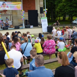 Występ teatru Żelaznego z Katowic z przedstawieniem pt. Złota rybka
