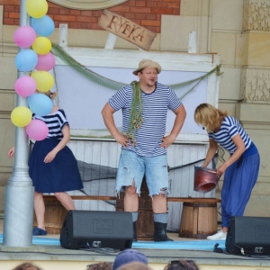 Występ teatru Żelaznego z Katowic z przedstawieniem pt. Złota rybka