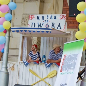 Występ teatru Żelaznego z Katowic z przedstawieniem pt. Złota rybka
