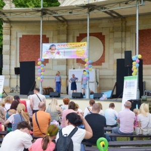 Występ teatru Żelaznego z Katowic z przedstawieniem pt. Złota rybka