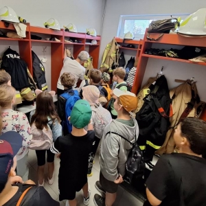 W piątek ostatniego dnia III turnusu dzieci odwiedziły nakielskich Strażaków oraz wzięły udział w zawodach sportowych na ORLE w Nakle Śląskim