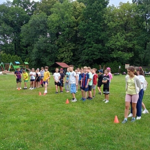 W piątek ostatniego dnia III turnusu odbył się dzień sportu i wspólnych zabaw na boisku ORZEŁ w Nakle Śląskim