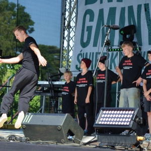 Blok artystyczny dzieci i młodzieży przedszkoli i szkół gminnych