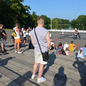 Mobilne miasteczko rowerowe z występem akrobatycznym