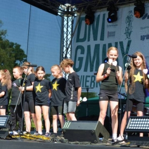 Blok artystyczny dzieci i młodzieży przedszkoli i szkół gminnych