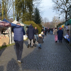 Jarmark Świąteczny w parku w Świerklańcu.