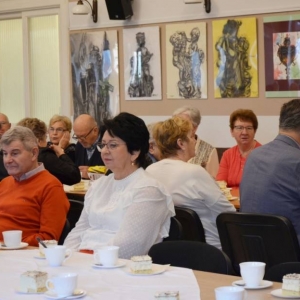 Seniorzy z gminy Świerklaniec podczas spotkania opłatkowego.