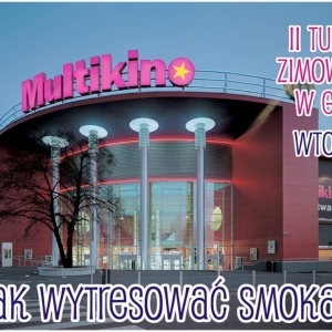 Plakat przedstawia drugi dzień zimowiska - wtorek. Wyjazd do Multikina w Zabrzu.
