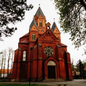 Zdjęcie przedstawia pracę konkursową na najciekawsze zdjęcie kościoła w Nakle Śląskim - Sylwia Michalska